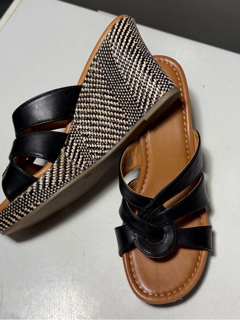 Massini 9 Black and Tan Woven-Trim Wedge Sandals - Carla